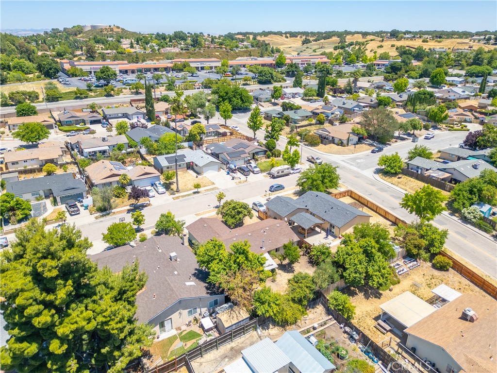1084 Sylvia Circle