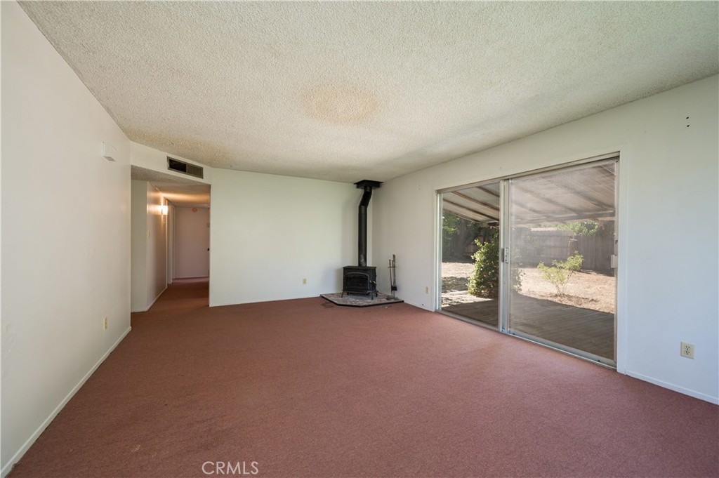 1084 Sylvia Circle