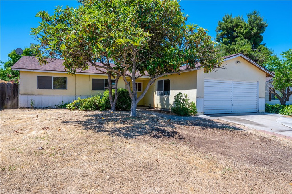 1084 Sylvia Circle