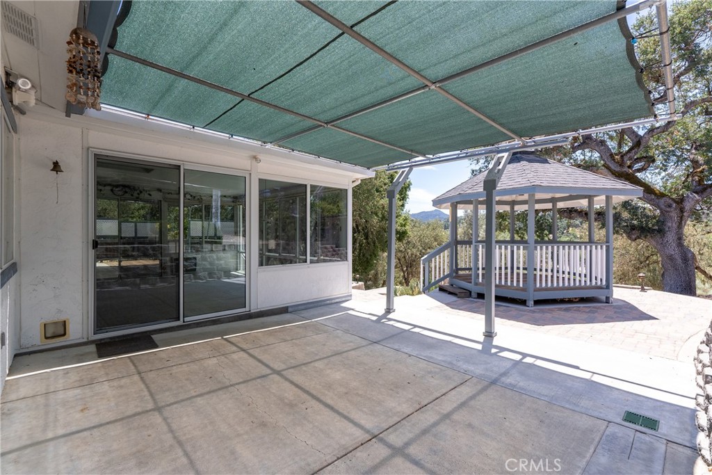 9340 Mountain View Drive