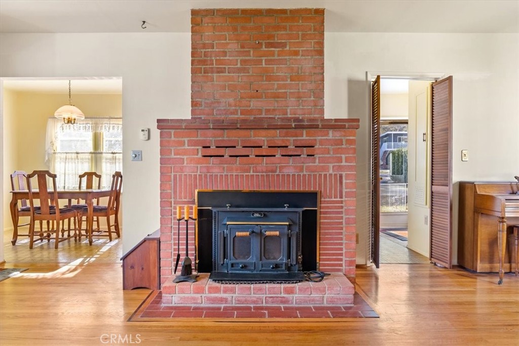 3175 Vine Street