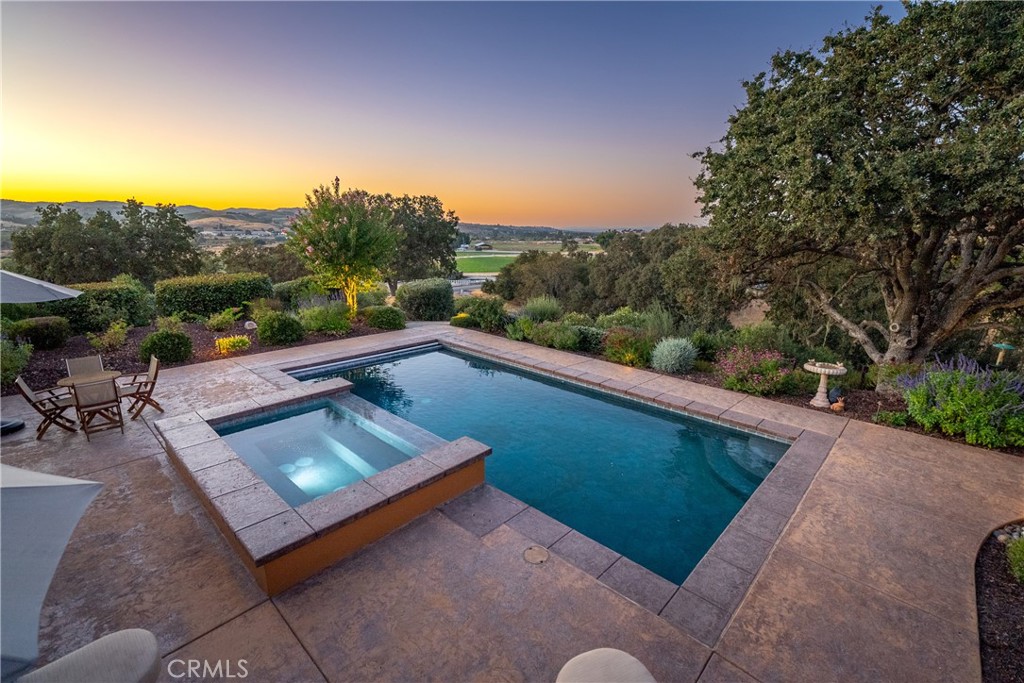 2174 Lake Ysabel Road