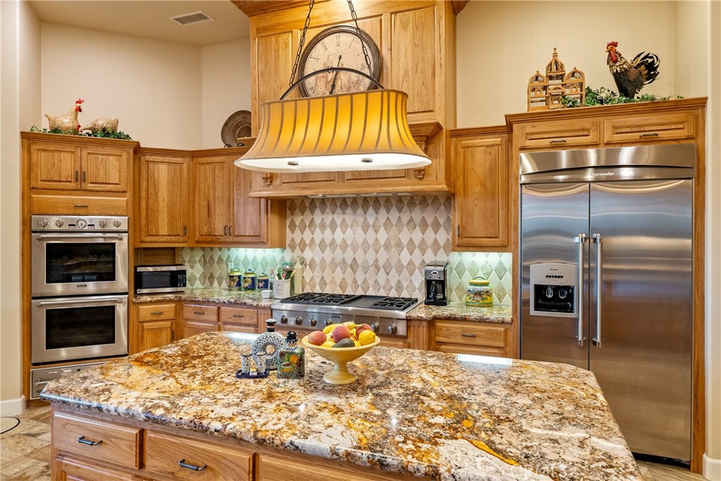 2174 Lake Ysabel Road