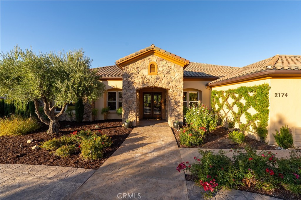 2174 Lake Ysabel Road