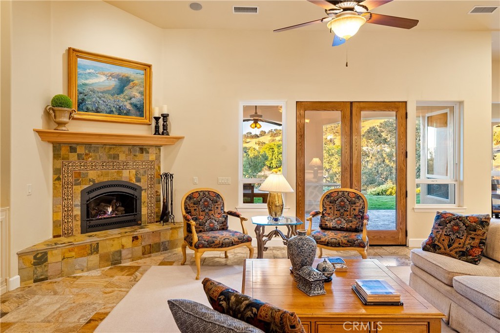 2174 Lake Ysabel Road