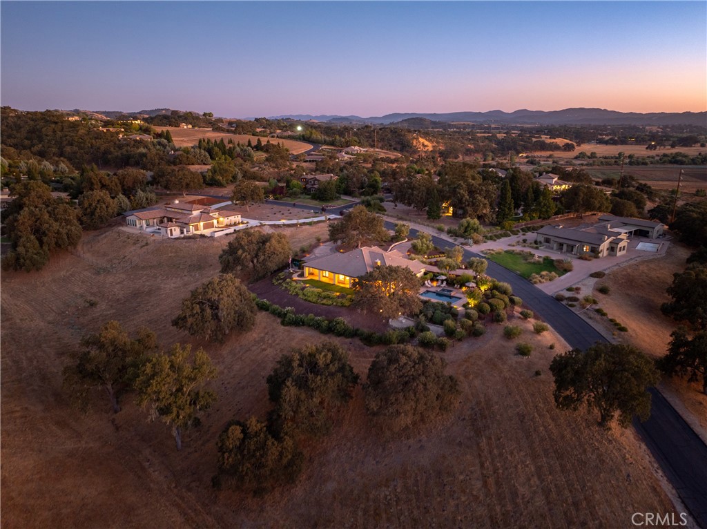 2174 Lake Ysabel Road