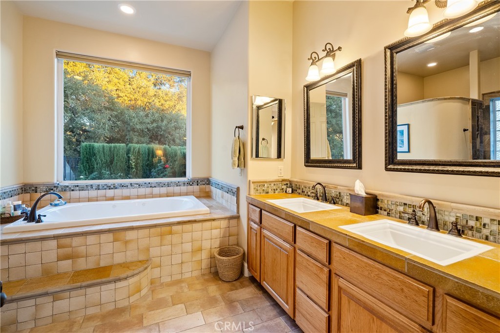 2174 Lake Ysabel Road