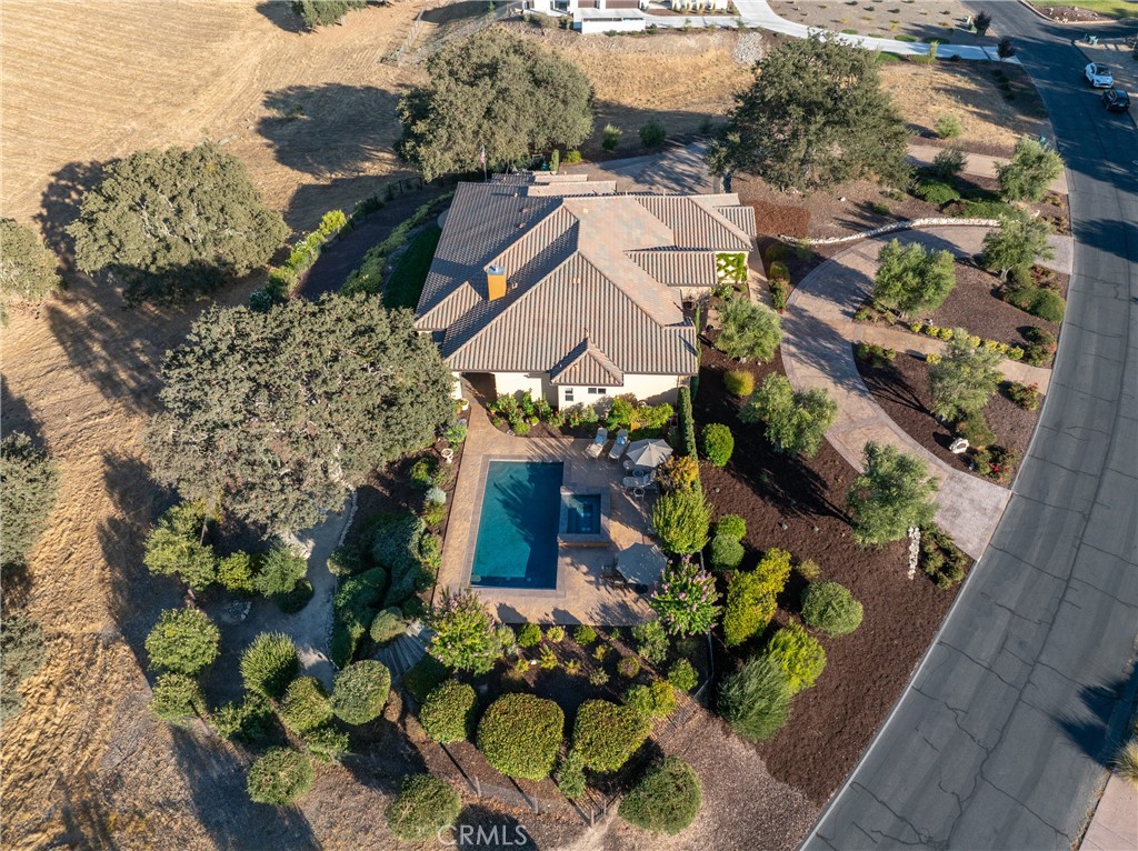 2174 Lake Ysabel Road