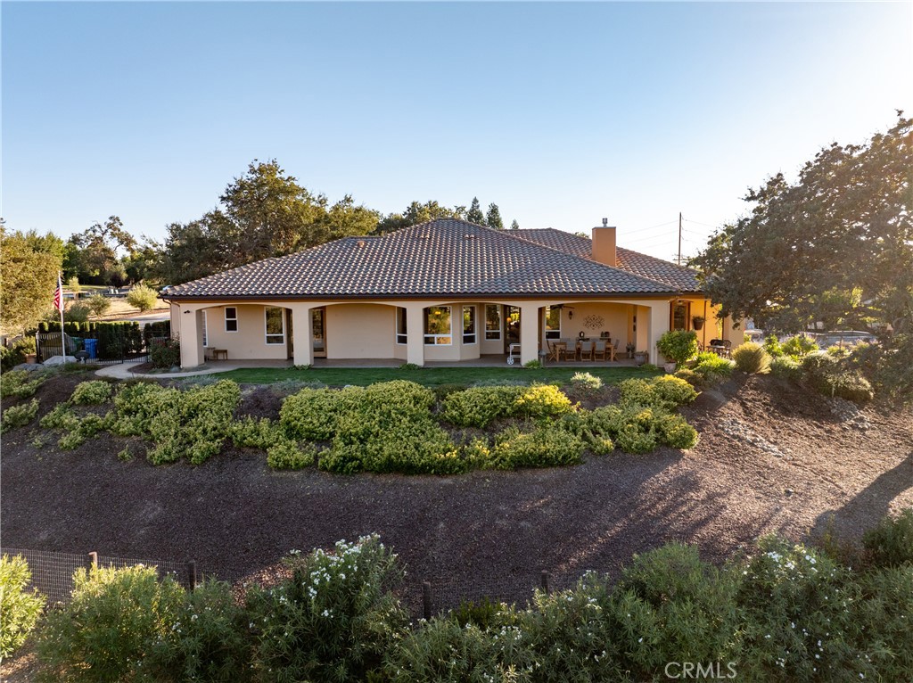 2174 Lake Ysabel Road