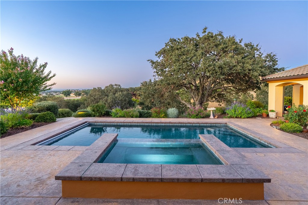 2174 Lake Ysabel Road