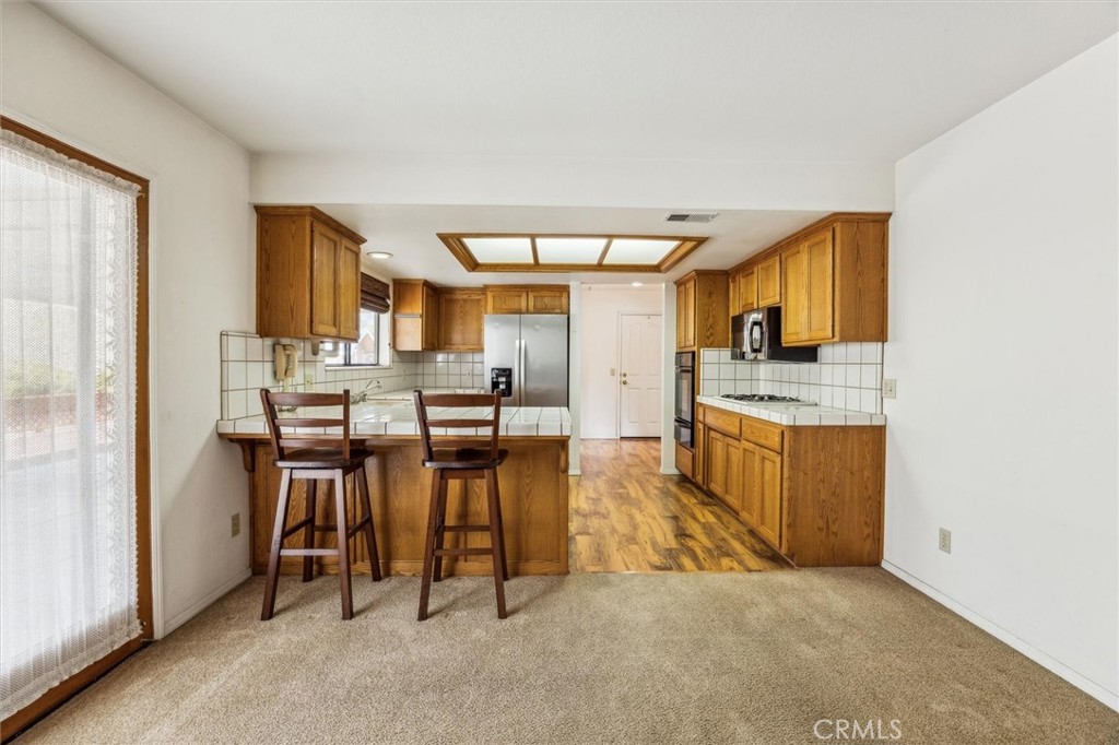 915 Rolling Hills Road