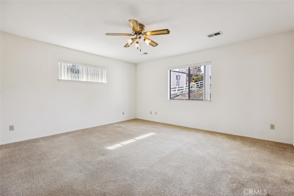 915 Rolling Hills Road