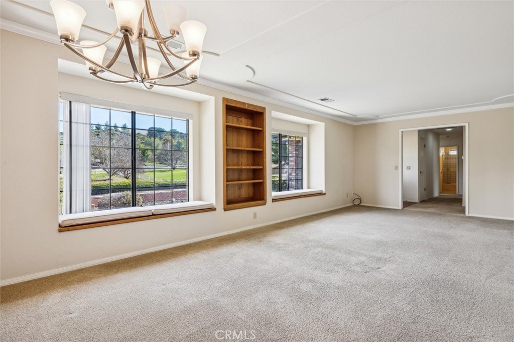 915 Rolling Hills Road