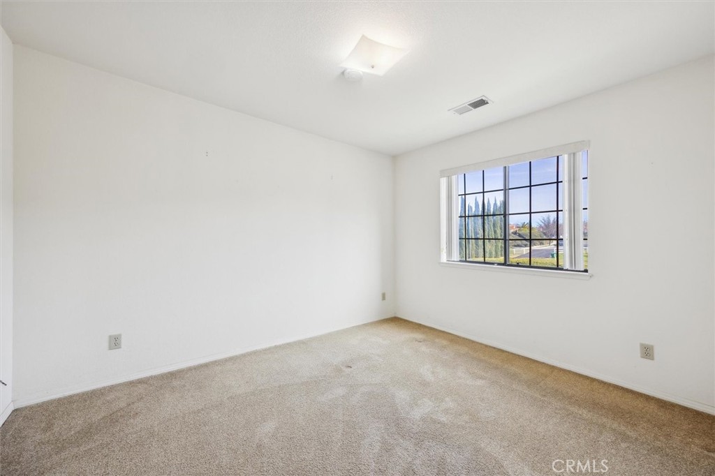 915 Rolling Hills Road