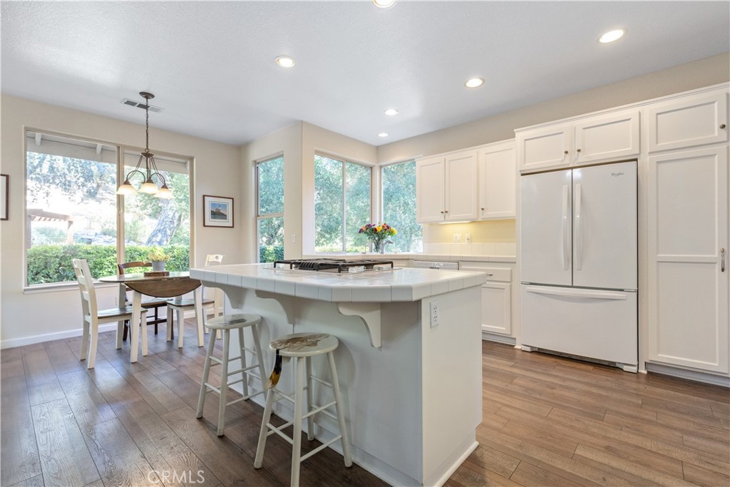 8290 Hermosa Ave