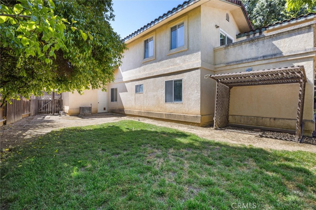 1211 Sunrise Court