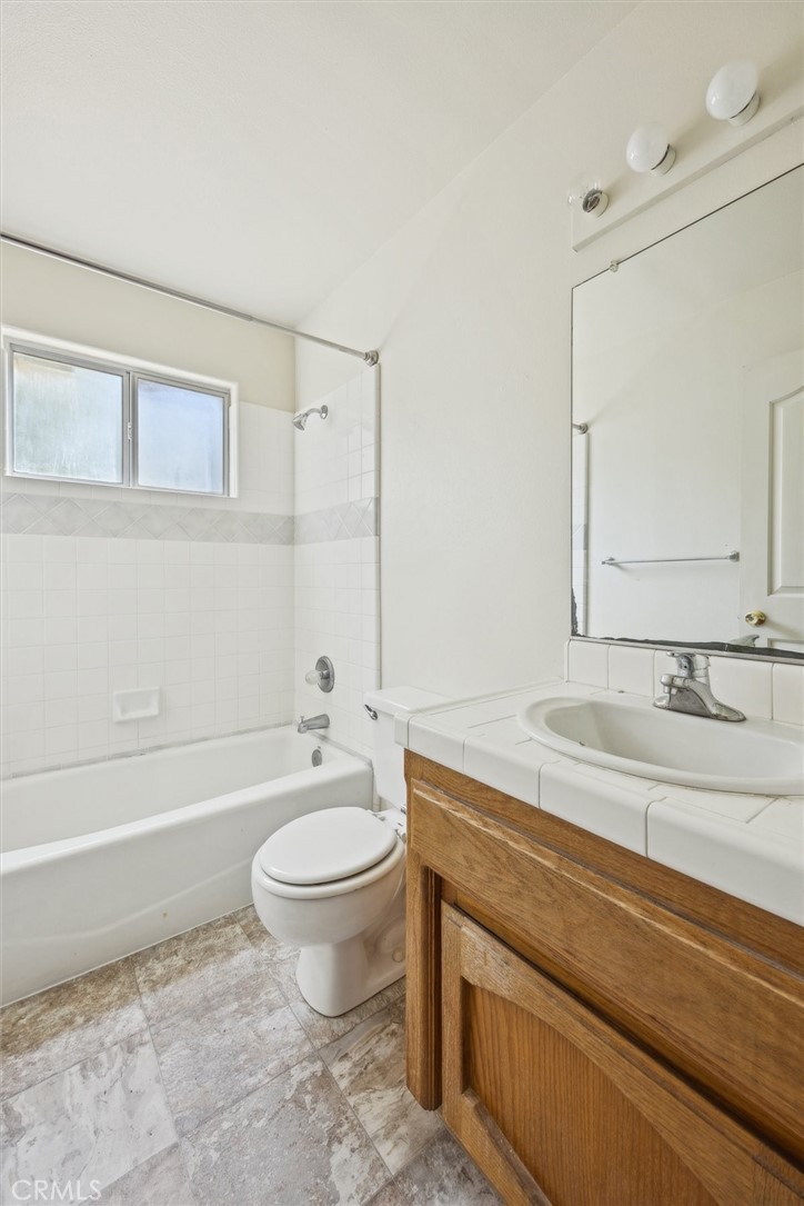 1211 Sunrise Court
