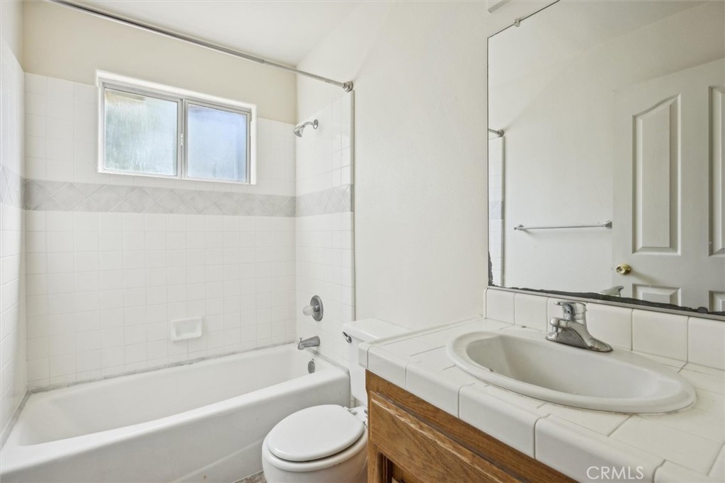 1211 Sunrise Court