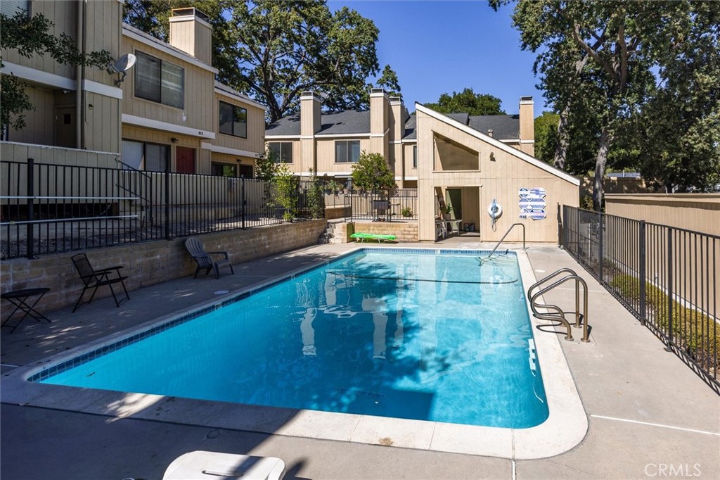 3750 El Camino Real E4