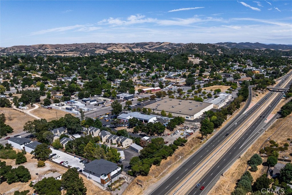 3750 El Camino Real E4