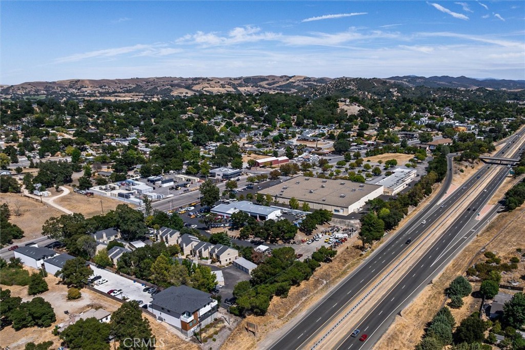 3750 El Camino Real E4