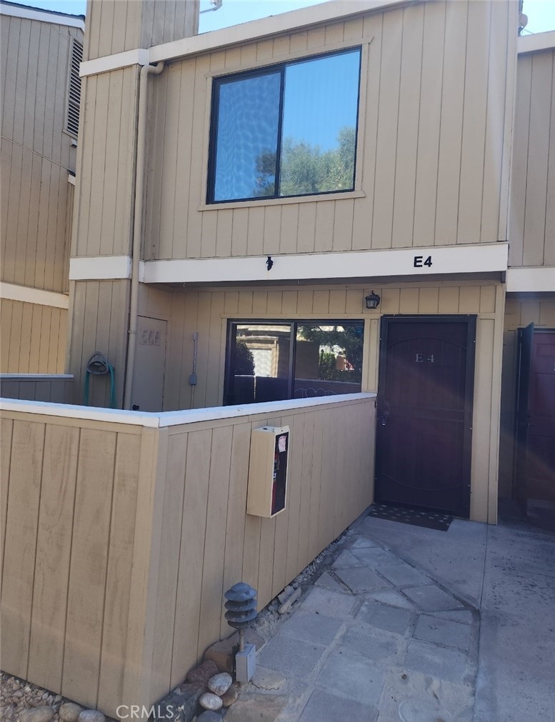 3750 El Camino Real E4