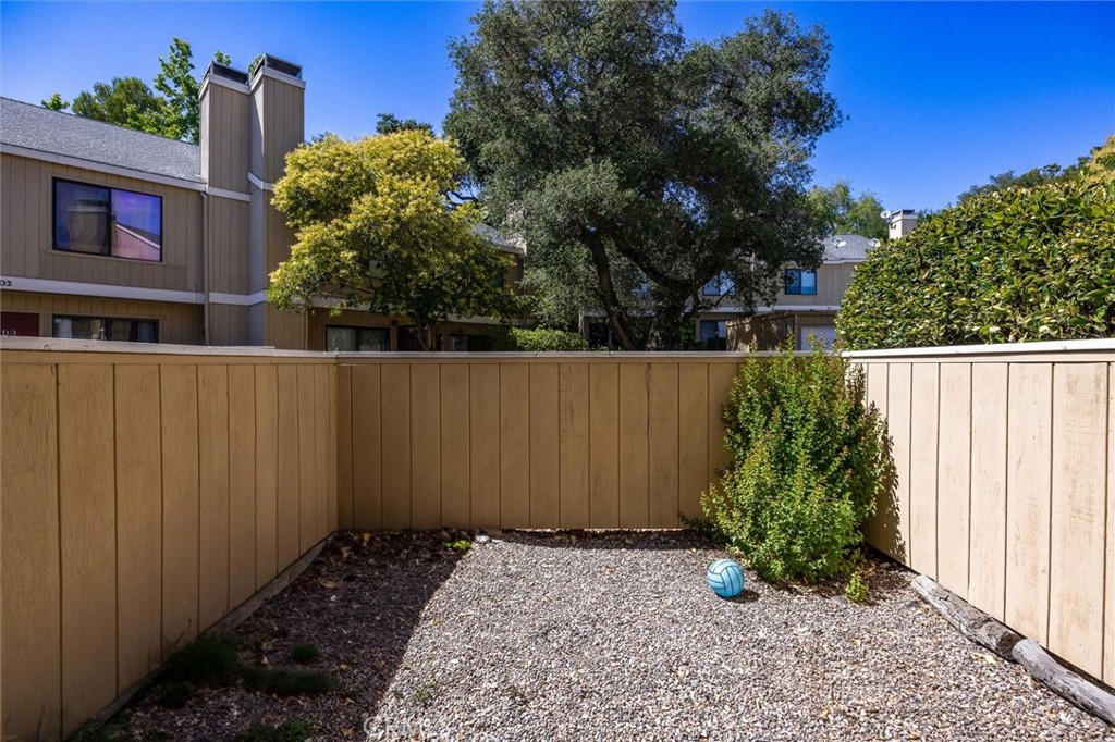 3750 El Camino Real E4