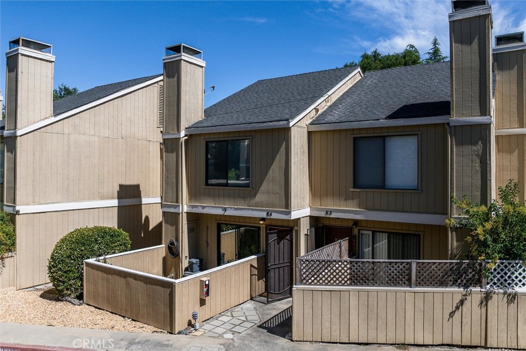 3750 El Camino Real E4