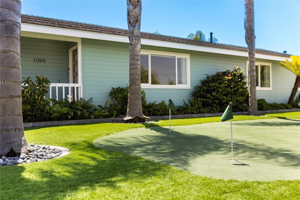 1099 Pismo Ave