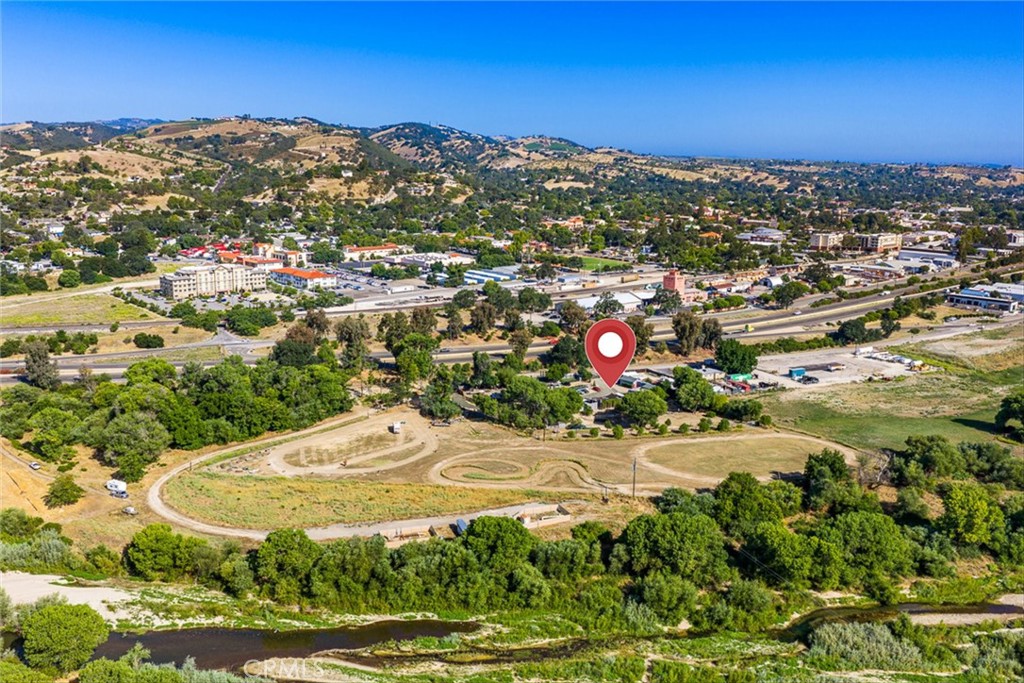 390 Paso Robles