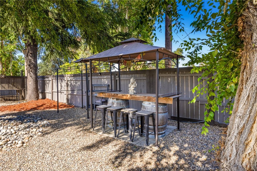 390 Paso Robles