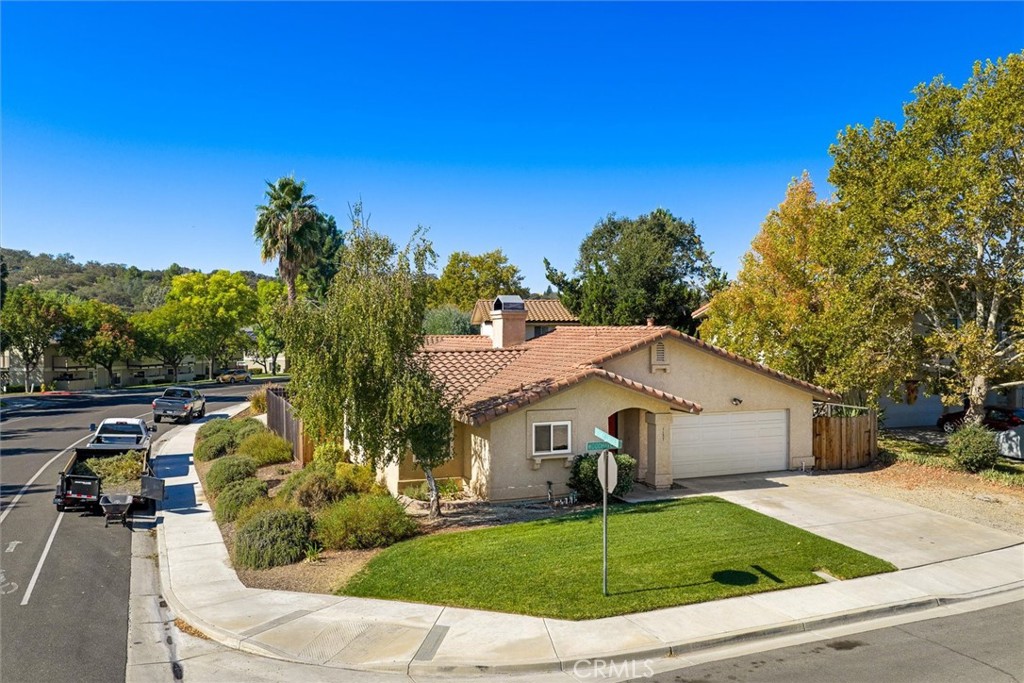 1137 Woodhaven Court