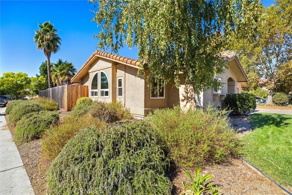 1137 Woodhaven Court
