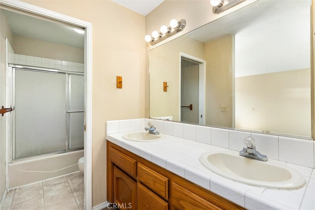1137 Woodhaven Court