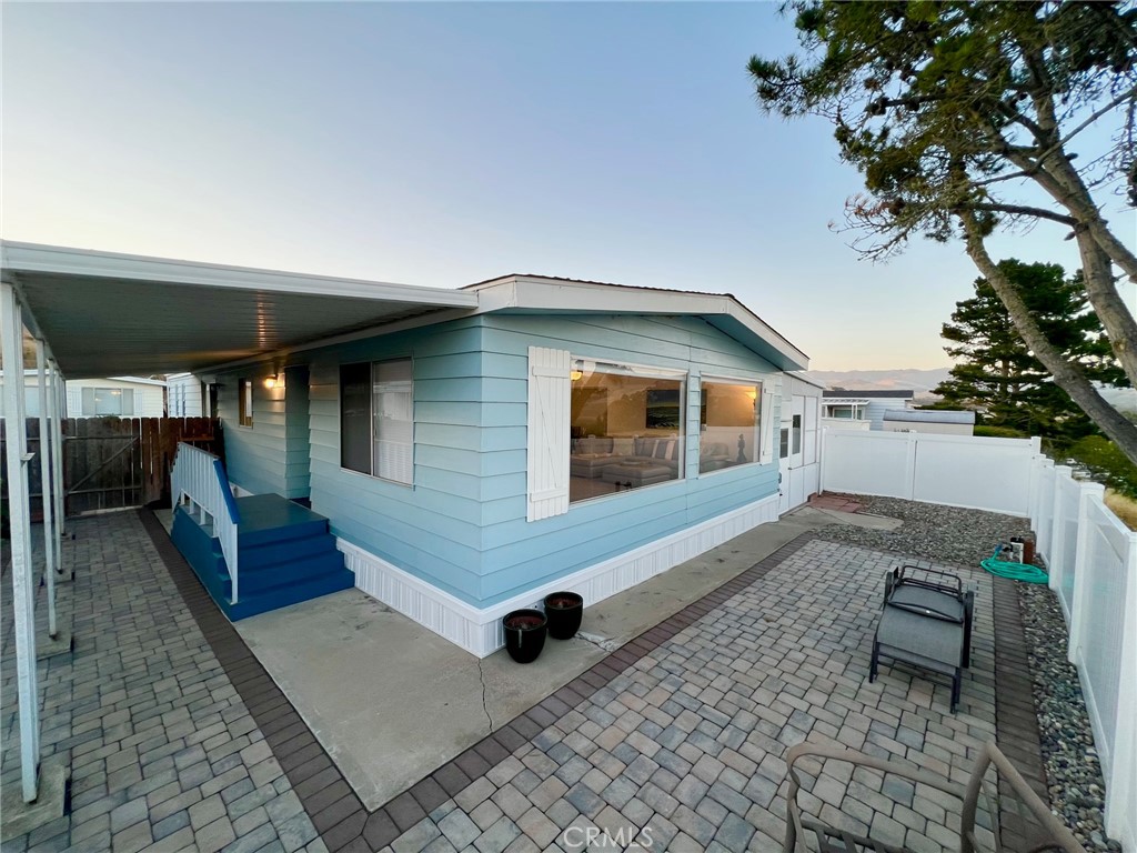 414 Santa Barbara Avenue