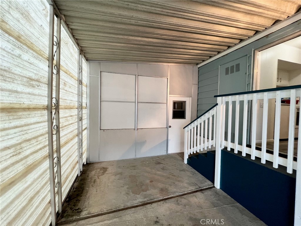 414 Santa Barbara Avenue