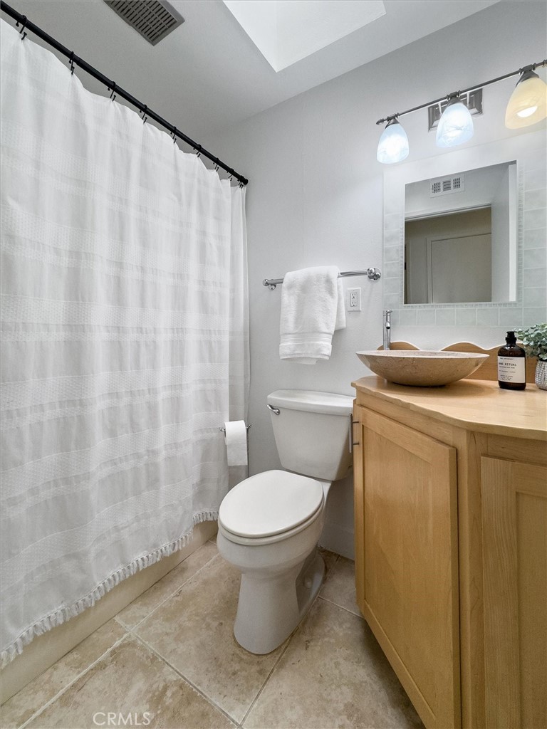 1642 Crestview Circle
