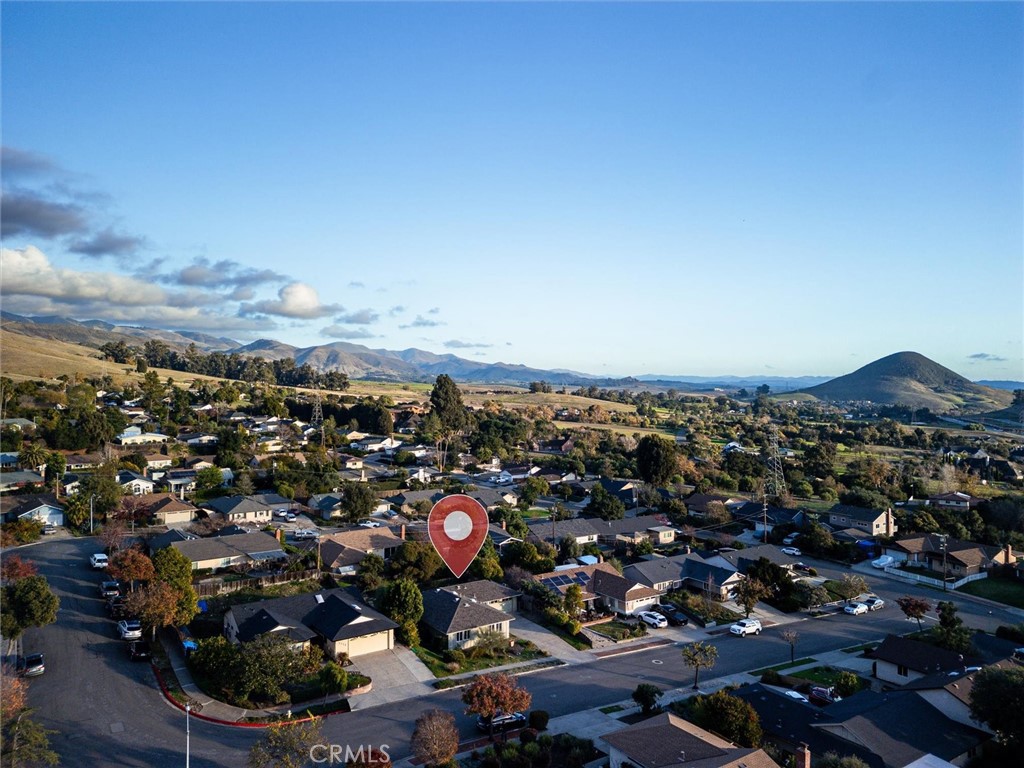 1642 Crestview Circle