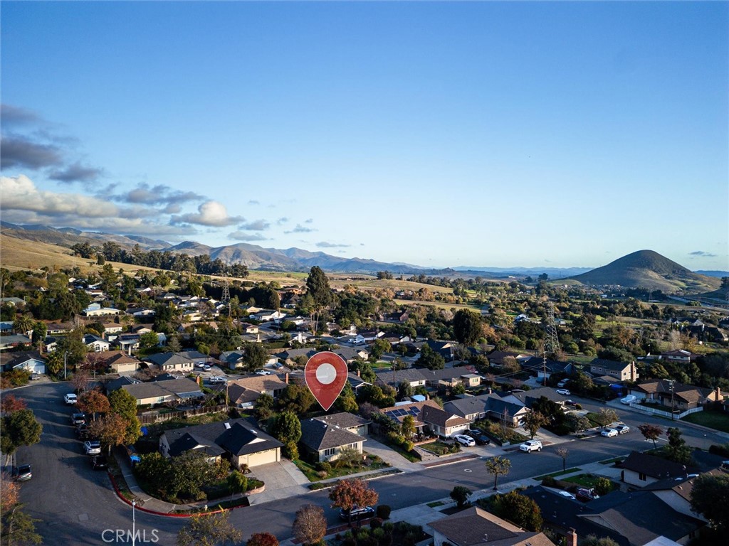 1642 Crestview Circle