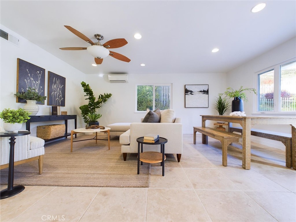 1642 Crestview Circle