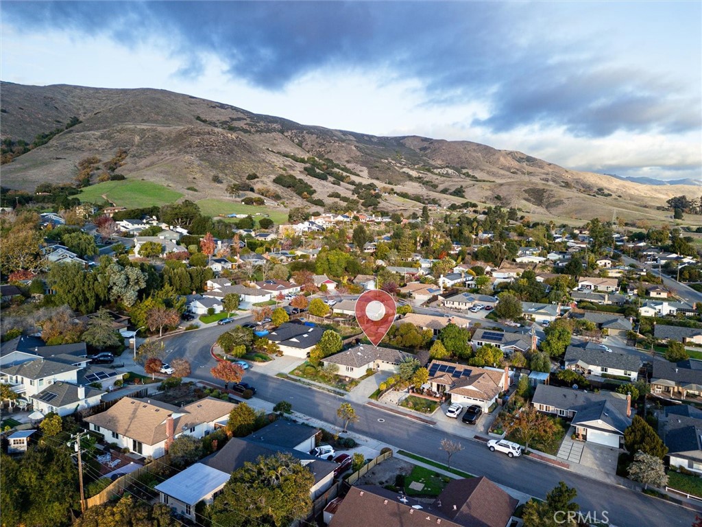1642 Crestview Circle