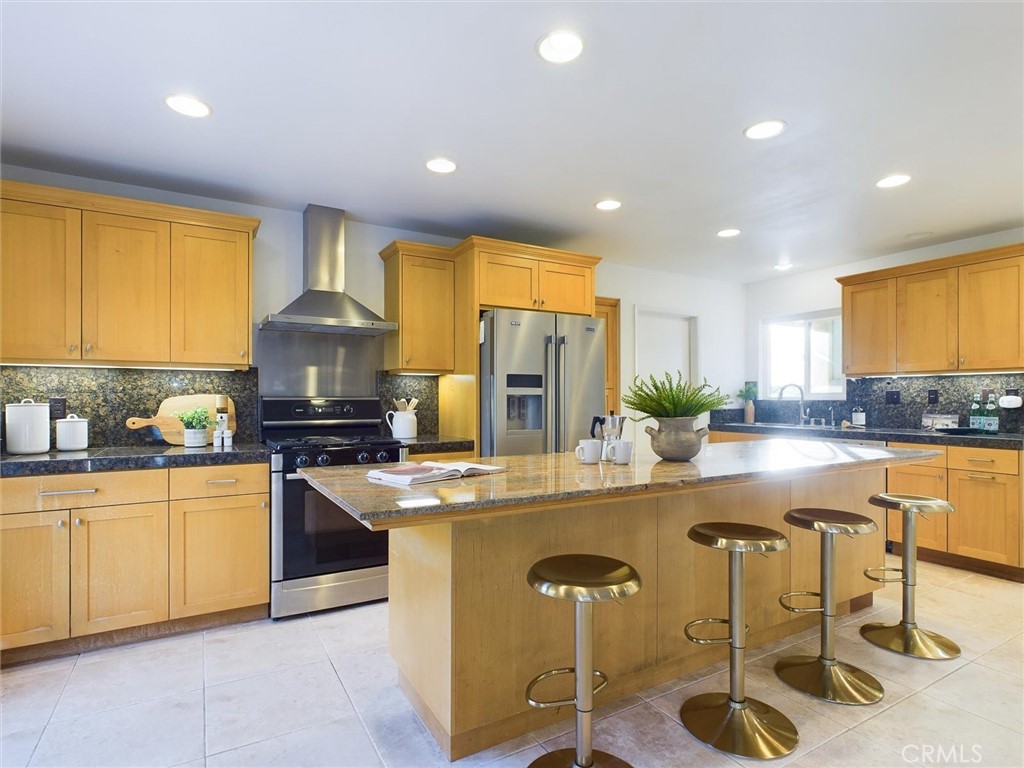 1642 Crestview Circle