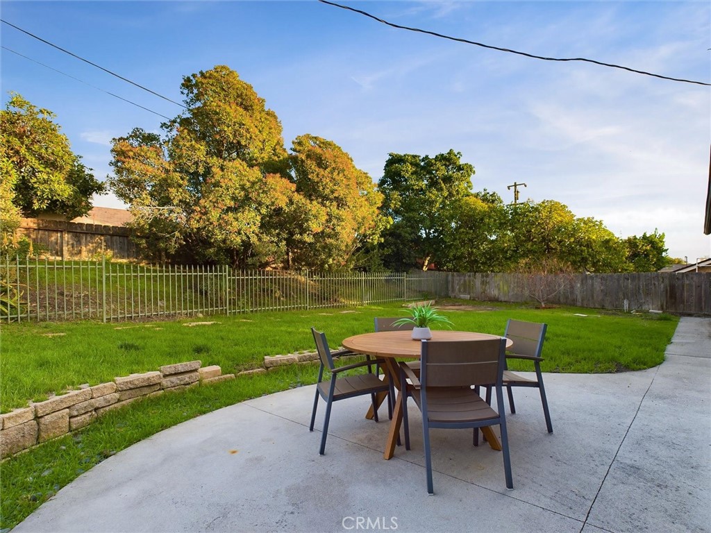 1642 Crestview Circle