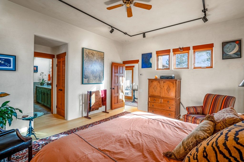 705 Camino Lejo