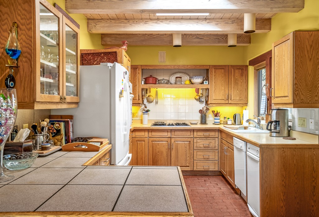 705 Camino Lejo