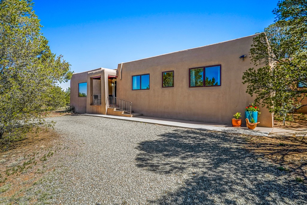 2305 Calle Halcon