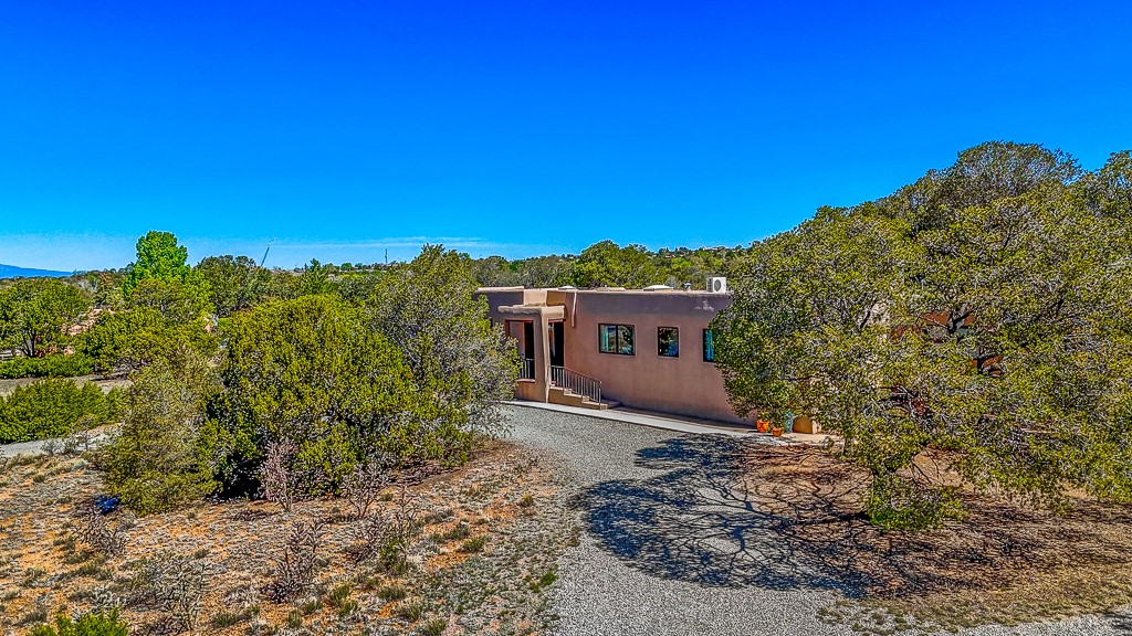 2305 Calle Halcon