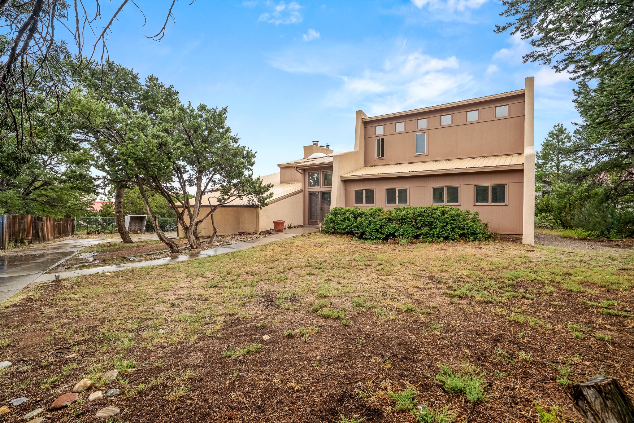 640 Navajo Road