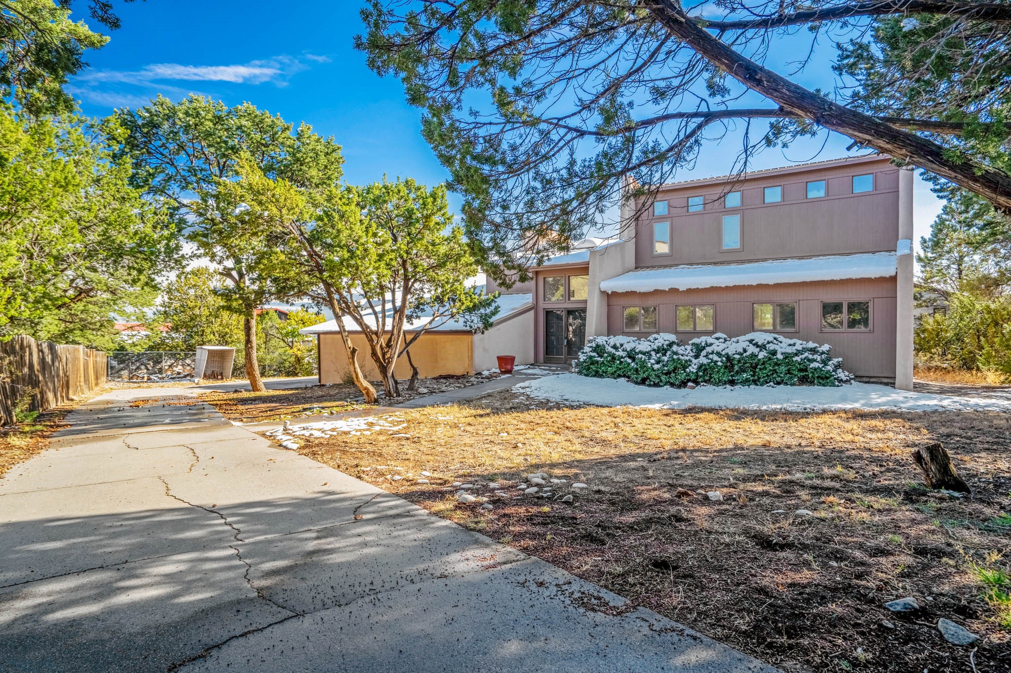 640 Navajo Road