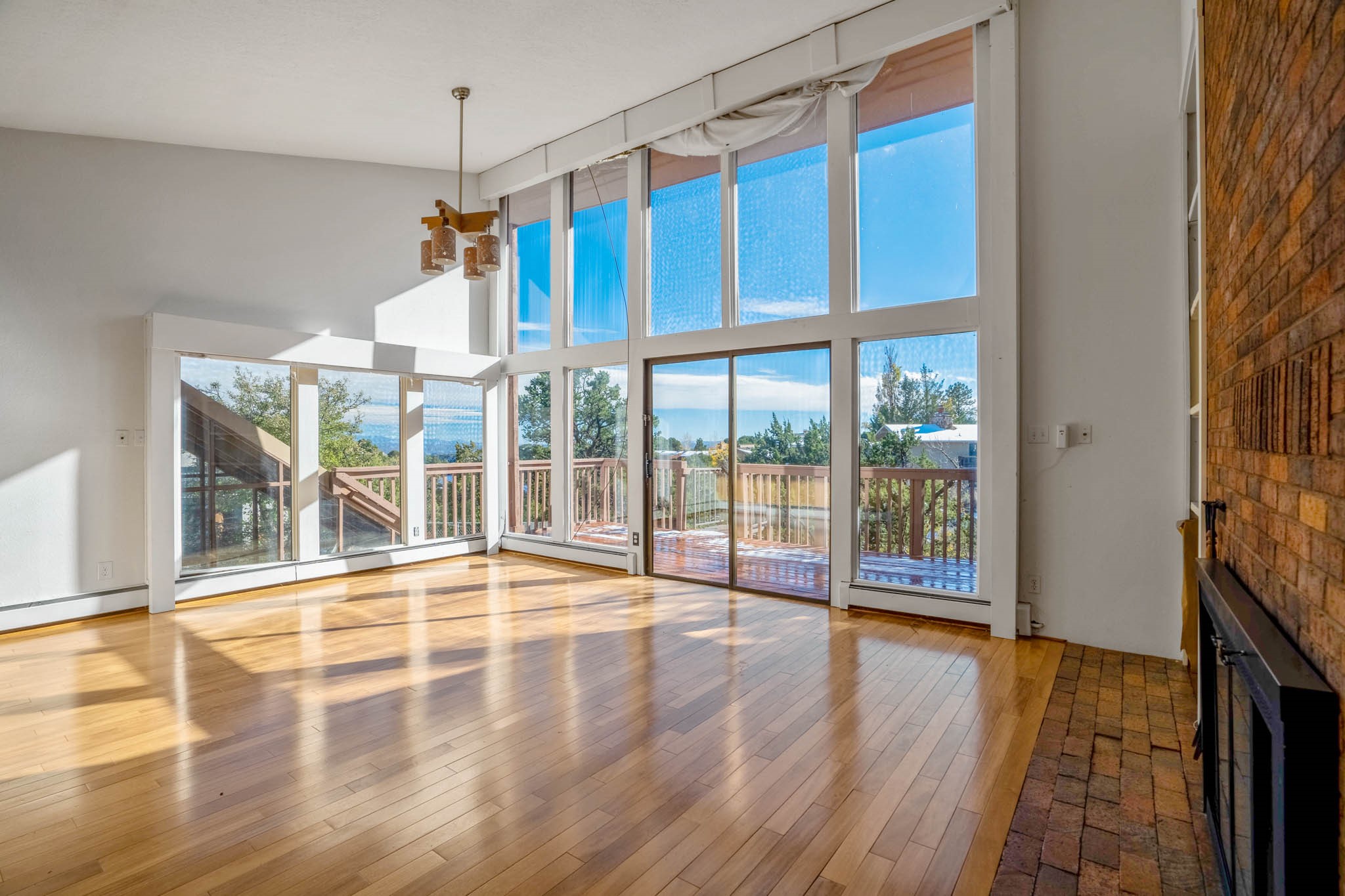 640 Navajo Road